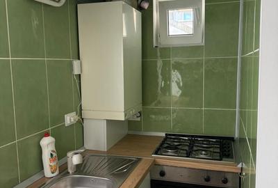Apartament cu 3 camere decomandat în Șcheia - 1