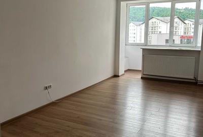 Apartament cu 4 camere semidecomandat în Gura Humorului - 5