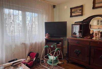 Apartament cu 4 camere semidecomandat în Gojdu - 18