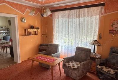 Casă cu Teren 1500 Mp în Turnu - 2