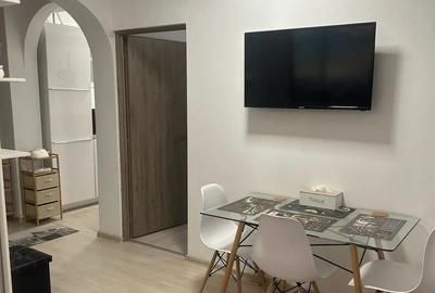 UNIVERSITATE MAGHERU ROMANA AP 3 CAM, AN 1980,RENOVAT, COCHET, DESIGN DEOSEBIT - 2