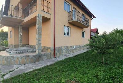 Casă cu 4 camere în Pârcovaci - 5