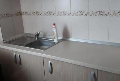 Garsonieră decomandată în Bucovina