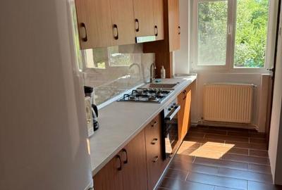 INCHIRIEZ apartament 2 camere decomandat, zona Valea Aurie - 5