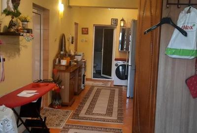 Casă cu 6 camere cu Teren 460 Mp în Central - 8