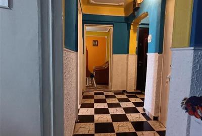 Apartament cu 2 camere decomandat în Radu Negru - 5