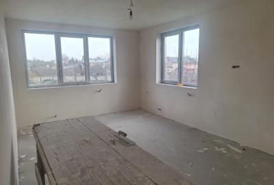 Casă cu 5 camere cu Teren 500 Mp în Clinceni - 9