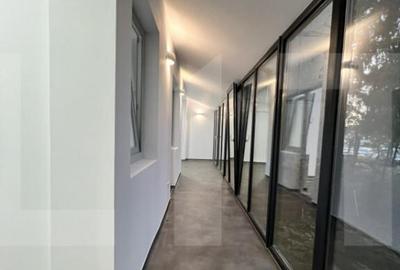 Spa?iu comercial 65 mp zona Ceta?ii - 6