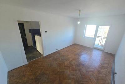 Apartament cu 3 camere decomandat în Micro 17 - 3