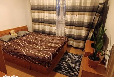 Apartament cu 3 camere semidecomandat în Berceni - 8