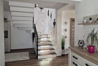 Casă 4 camere 200mp,  teren 700mp, Zona Unirii - 1