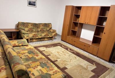 Garsonieră decomandată în 13 Septembrie