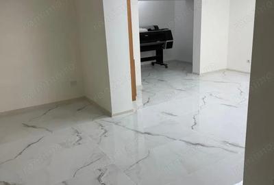 Spatiu comercial de inchitiat in zona Unirii - 1