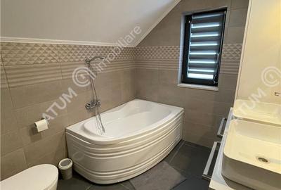 Casă cu 4 camere decomandat cu Canalizare în Cristian - 5