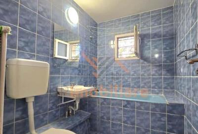 Apartament cu 3 camere decomandat în Decebal - 3