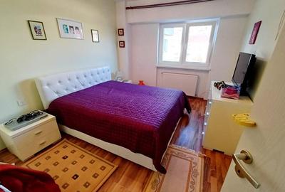 Apartament cu 3 camere decomandat în Central - 6