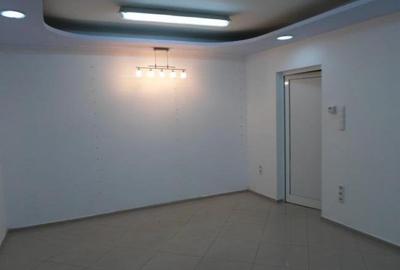 Spațiu comercial, 80 mp în Nord - Spitalul Județean