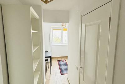 Garsonieră decomandată în Titan - 2