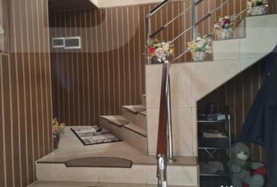 Casă cu 7 camere cu Teren 550 Mp în Central - 10