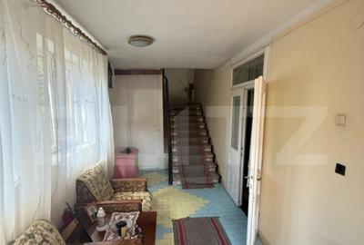 Casa cu etaj, 160 mp utili, 1352 mp teren, zona Burdujeni - 23