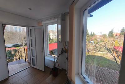 Apartament cu 3 camere semidecomandat, mobilat în Dumbrăvița - 3