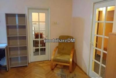 Garsonieră decomandată în Oancea