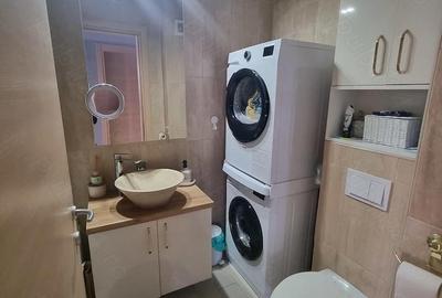 Apartament cu 3 camere decomandat în Central - 1