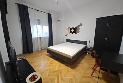 Garsonieră decomandată, mobilată în Universitate - 2