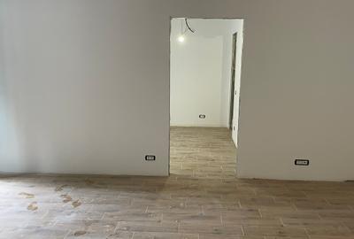 Apartament 2 camere/Curte proprie/COMISION O - 9