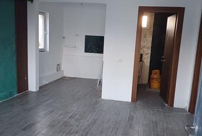 Casă cu 2 camere cu Teren 140 Mp în Central - 1