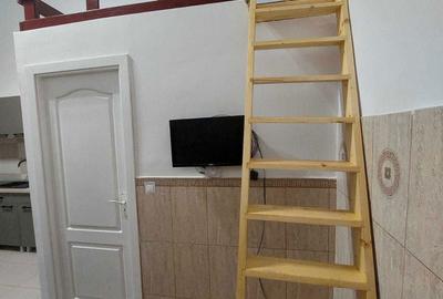 Garsonieră semidecomandată în Central - 8