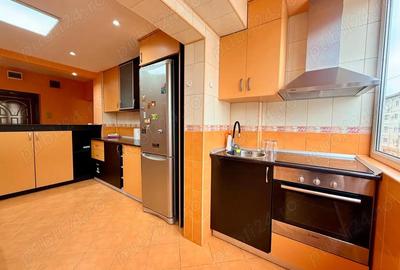 Apartament cu 4 camere decomandat în Soarelui - 9