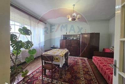 Casă cu 3 camere cu Teren 655 Mp în Central - 7