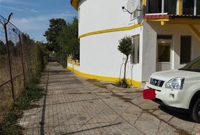 Vila de vanzare cu iesire (ponton) la lacul Snagov, in Izvorani - 3