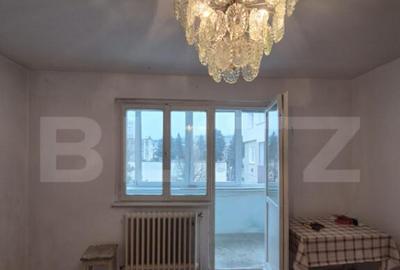 Apartament cu 3 camere decomandat în Dâmbu Pietros