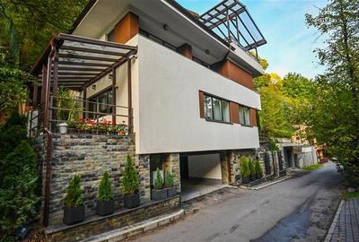 Hotel/Pensiune, de 280 mp, în Drumul Poienii - 12