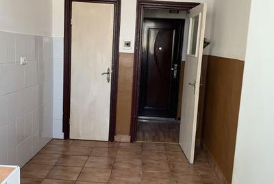 Apartament cu 3 camere decomandat în Rogerius - 2