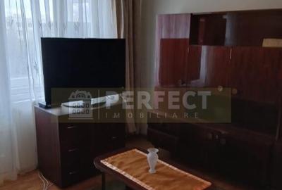 Ap.3 camere semidecomandat str.Cibinului-NORD 63000 euro - 9