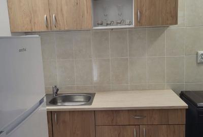 Apartament cu 2 camere semidecomandat în Centrul Civic