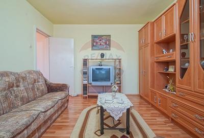 Apartament cu 3 camere decomandat, mobilat în Central - 9