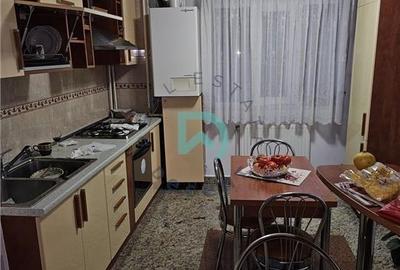 Apartament cu 2 camere semidecomandat, mobilat în Răcădău