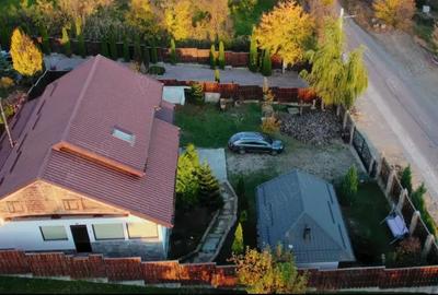 Casă cu 5 camere în Nucșoara de Jos - 4