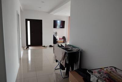 Duplex cu 5 camere cu Canalizare în Sânandrei - 10