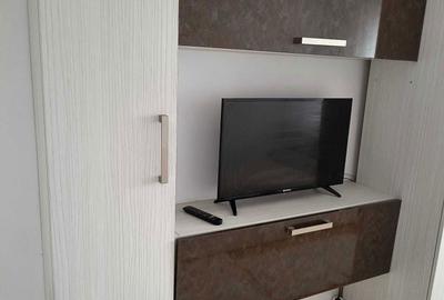 Apartament cu 3 camere decomandat în Păcurari - 2
