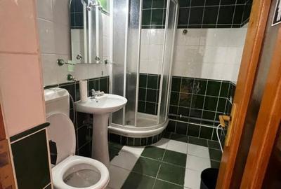 Spațiu comercial, de 70 mp, în Central - 6