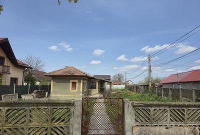 Casă cu 4 camere cu Teren 715 Mp în Central - 8
