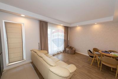 Vanzare apartament cu 3 camere mobilat si utilat ansamblu Cosmopolis - 11