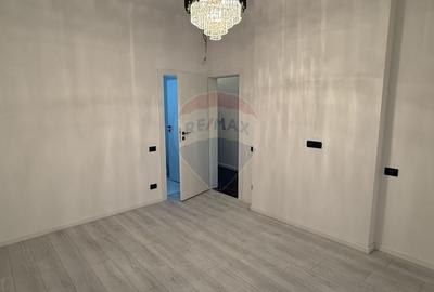 Apartament cu 3 camere semidecomandat în Dacia - 17