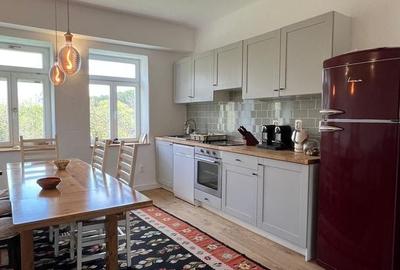 Casă individuală cu 10 camere cu Canalizare în Arefu - 35