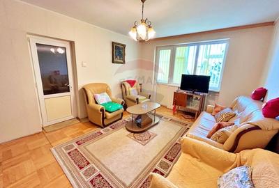 Apartament cu 2 camere semidecomandat, mobilat în Podgoria